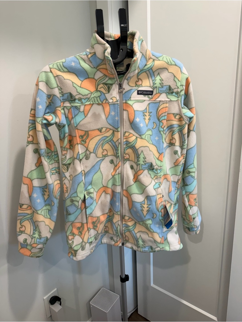 Columbia Kids (or women’s small)Multicolor Fleece Jacket in Blue, Green & Orange